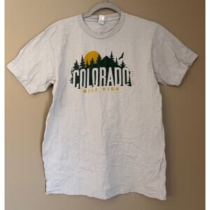 Light gray graphic t-shirt Colorado "Mile High" mountain sunset UNISEX MED
